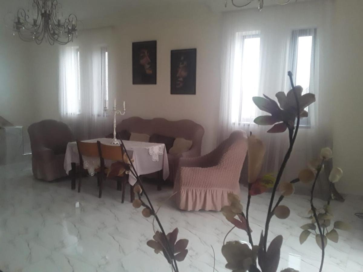 Hotel Abo Erywań Zewnętrze zdjęcie